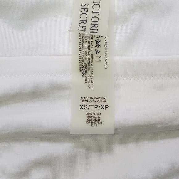 Victoria's Secret - Picture 3 of 14